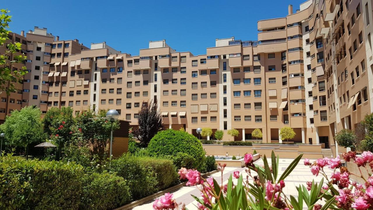 Residencial En Madrid Alquiler De Corta Estancia No Turistico Exterior foto