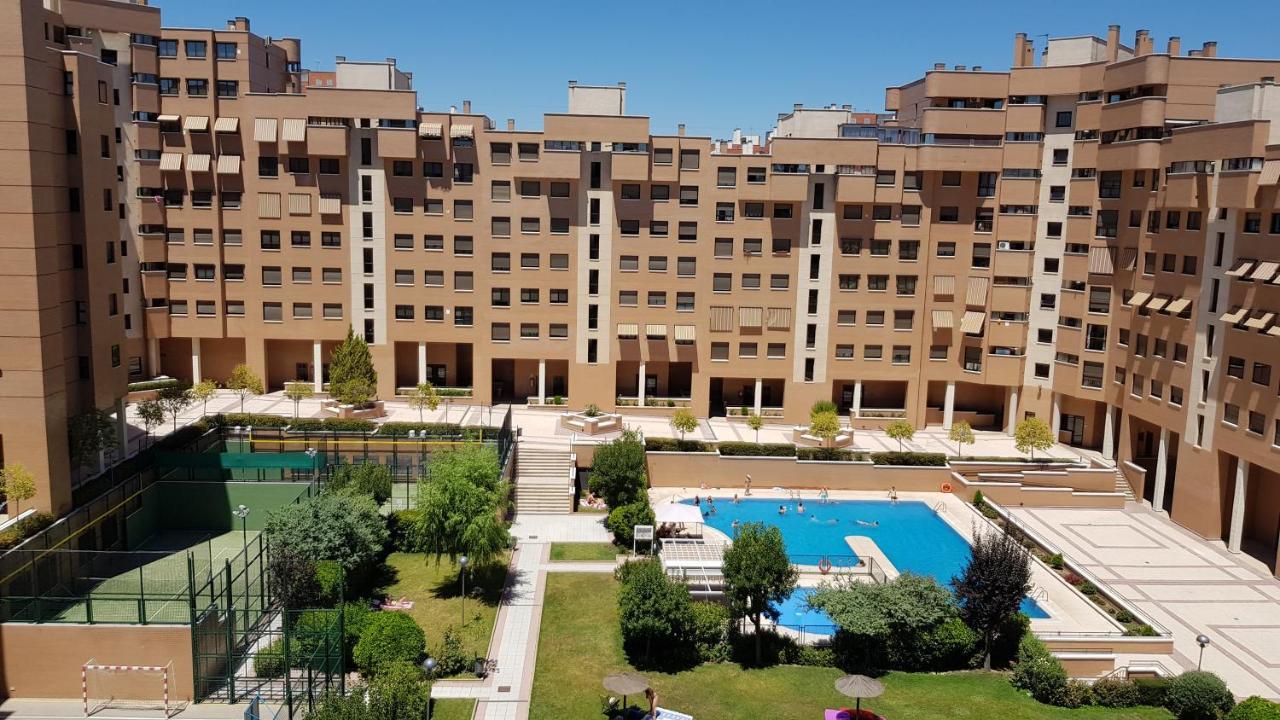 Residencial En Madrid Alquiler De Corta Estancia No Turistico Exterior foto